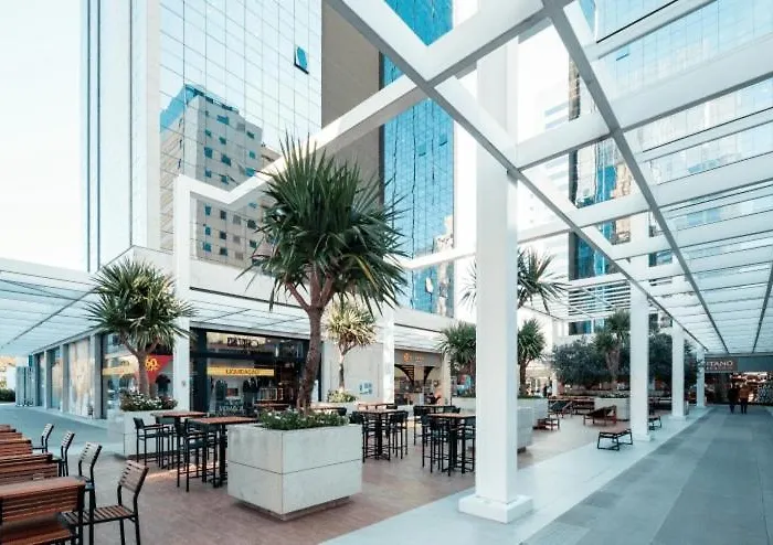 Ao Lado Shopping Com Vista Guaiba Apartment
